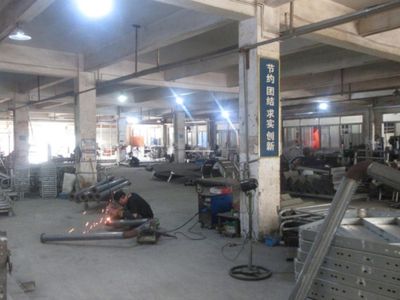 officina di parti metalliche