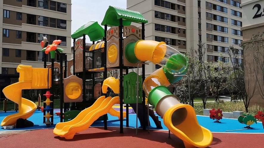 игровое оборудование для детей на открытом воздухе